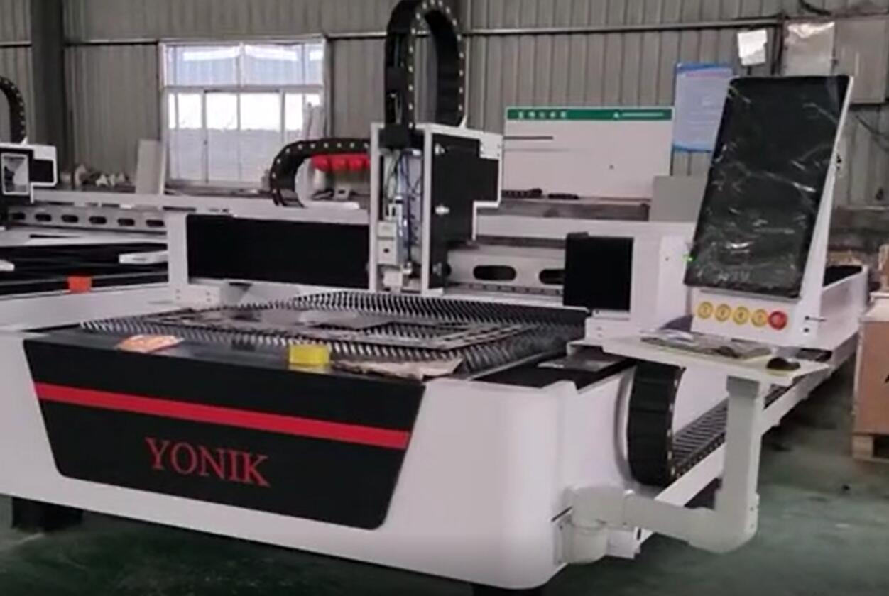 數(shù)控光纖激光切割機 數(shù)控光纖激光切割機