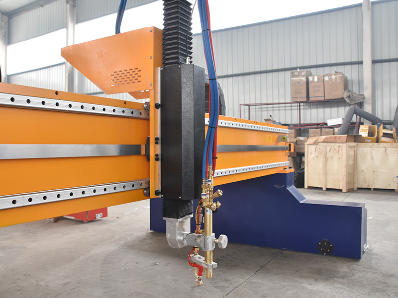 龍門數(shù)控切割機(jī) 龍門數(shù)控切割機(jī)