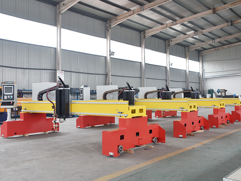 龍門數(shù)控切割機 龍門數(shù)控切割機