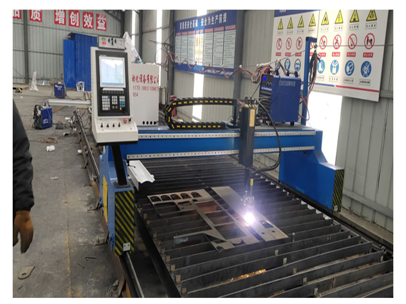 數(shù)控火焰切割機 數(shù)控火焰切割機