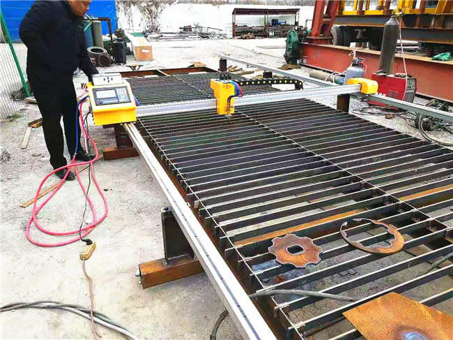 小龍門式等離子火焰切割機03